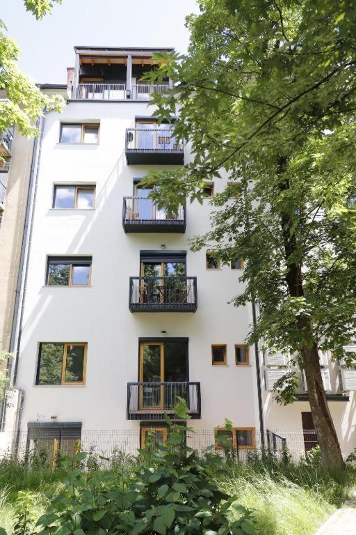 Finna New Apartment In Center Of Ljubljana Free Parking المظهر الخارجي الصورة